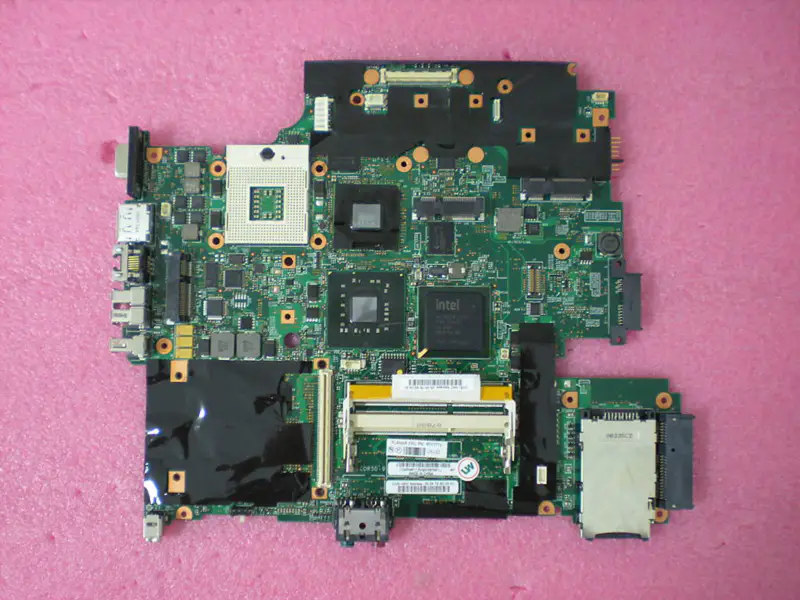Základní deska Lenovo ThinkPad W500 T500 60Y3779 s dedikovanou grafickou kartou