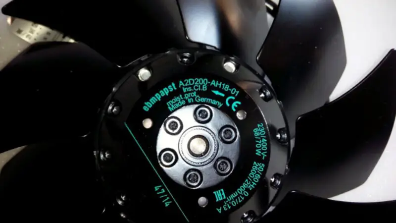A2D200-AH18-01 originální ebmpapst AC230V/400V 68/70W ventilátor Siemens