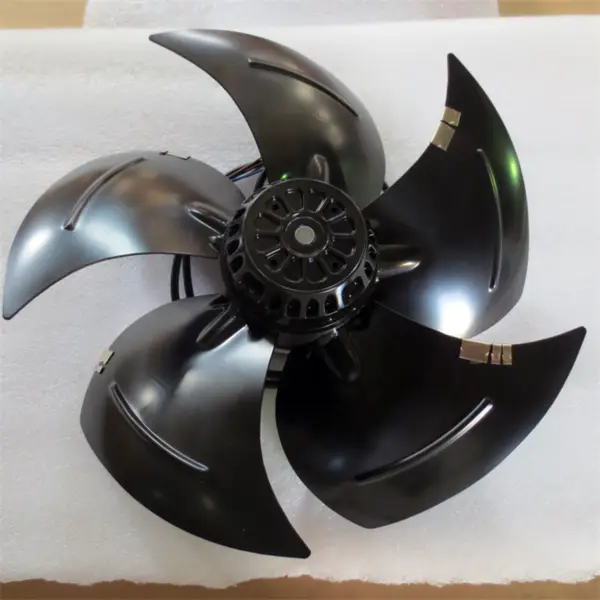 Ebmpapst A4E350-AP06-33 Ventilátor