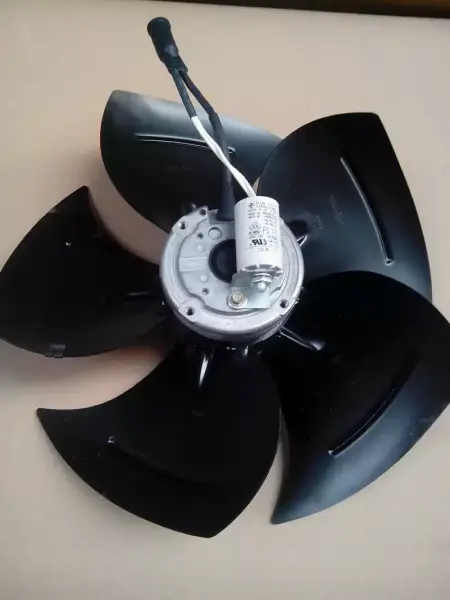 Vnější rotor chladicího ventilátoru A4E350-AP06-30/A01 originální autentický ebmpapst chladicí axiální ventilátor 230V 350mm