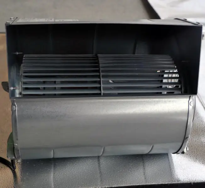 Střídavý radiální ventilátor - D4E160-FH12-05 ebm papst 185W 230V ABB Invertorový ventilátor
