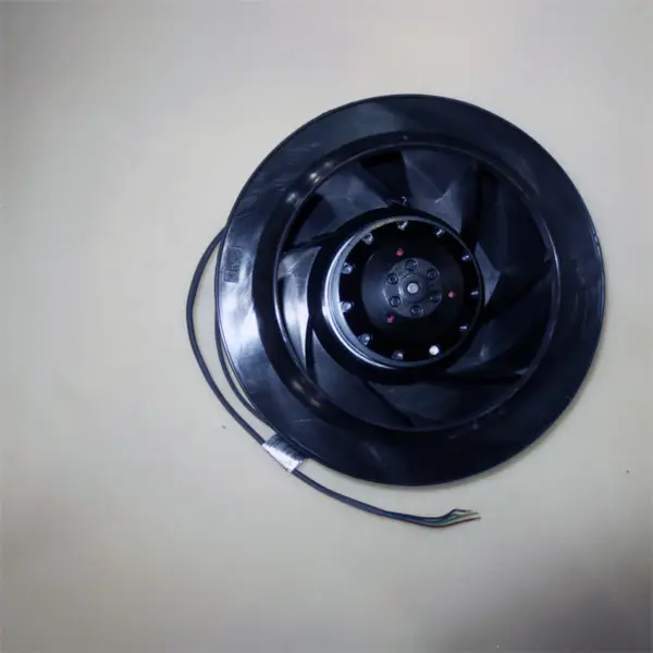 Originální ebmpapst R2E225-BD92-19 225mm 230V 200W IP44 Kuličková ložiska Invertorový odstředivý chladicí ventilátor