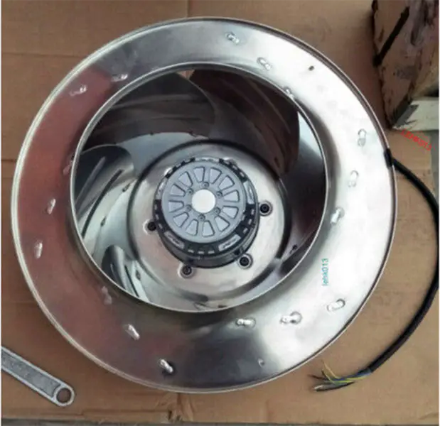 Ventilátor EBM R4D630-AQ13-05 4100W M4D138-LA SVG Ventilátor s kompenzací jalového výkonu
