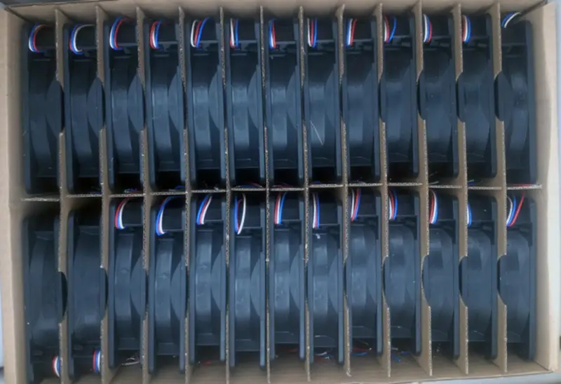 4414F/2M ebmpapst axiální ventilátor 120*120*25mm 24V 3,2W Skříňový chladicí ventilátor