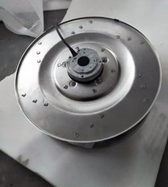 Ebmpapst R4E400-AN09-06 Ventilátor