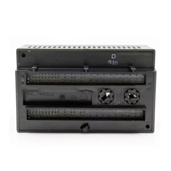 Výstupní modul IC200MDL940E G E Versamax PLC 16 bodů