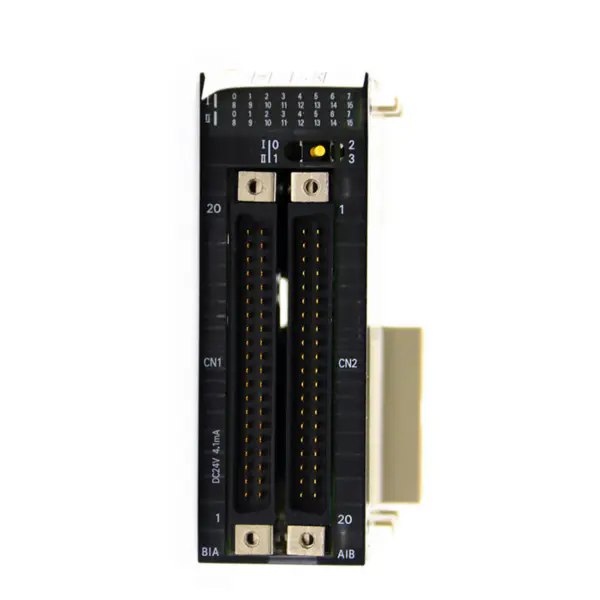 Čína Dodavatelé Mini Jual CJ PLC Controller Omron Vstupní jednotka CJ1W-ID261