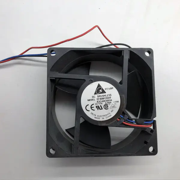 Delta 8cm 8032 EFB0812EHF 12V 0,68A dvojitý kulový ventilátor pro chlazení serverů