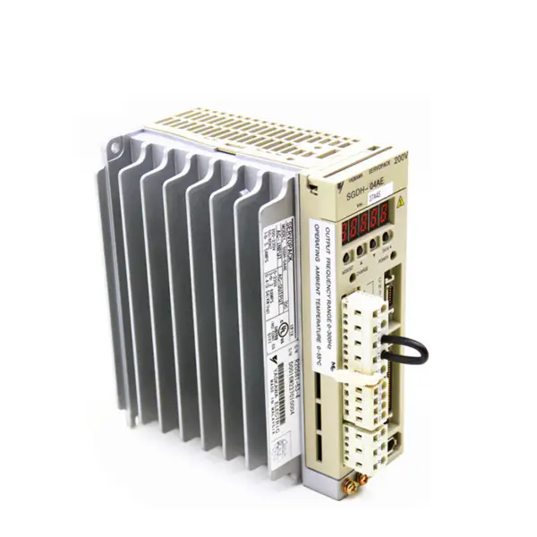 Japonsko Yaskawa Servopack SGDH Zesilovač střídavého servomotoru 400W SGDH-04AE