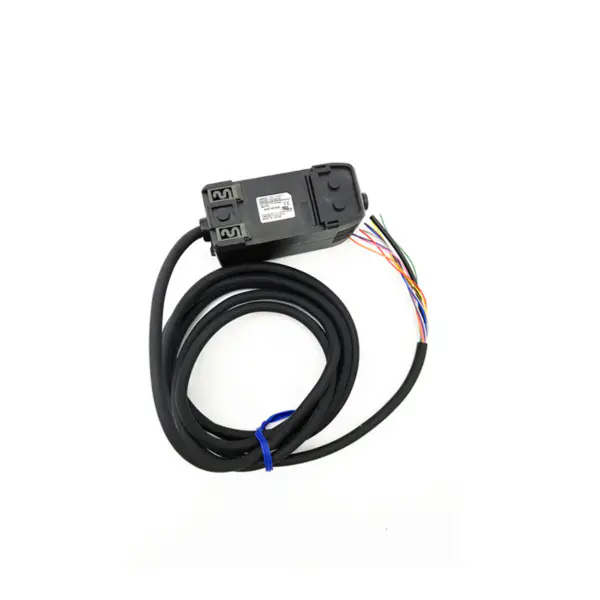 Omron Fotoelektrický spínací senzor Zesilovací modul ZX2-LDA11 Cena Optický senzor Snímač polohy Spínací převodník