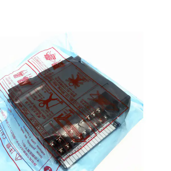 Mitsubishi Melsec Q Series PLC 16 bodů Tranzistorová výstupní jednotka QY80