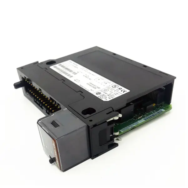 AB 1756-IF16 Řídicí jednotka PLC pro analogový vstupně-výstupní modul A-B