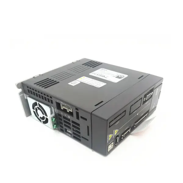 Delta 1KW a motor ASD-A2-1021-L Cena Servo Driver Industrial Ect IE 1 50/60HZ Three-phase 200-230V IP65 Package