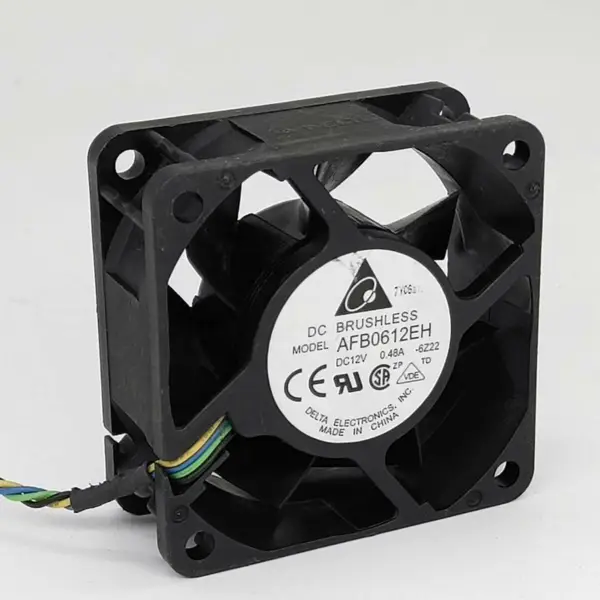 Delta 60*60*25mm AFB0612EH Ventilátor s PWM regulací teploty a otáček