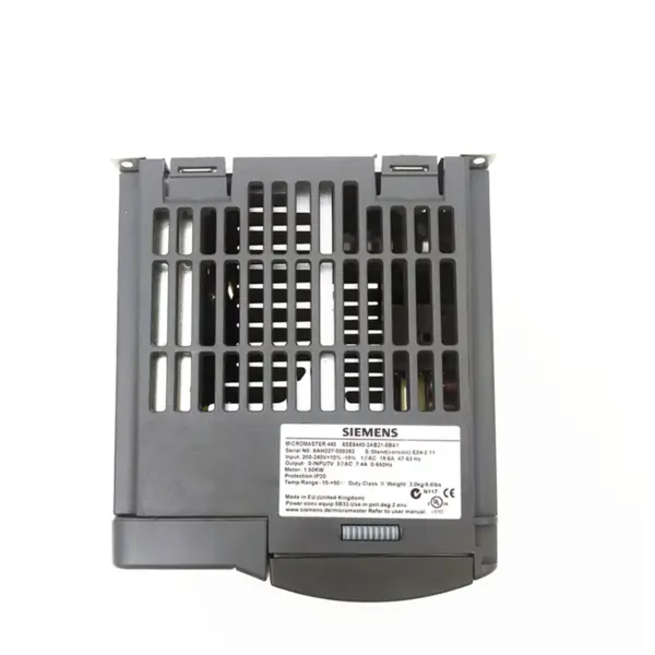 1,5 kW Siemens 6SE6 440-2AB21-5BA1 Micro master 440 Střídavý měnič 6SE6440-2AB21-5BA1 S BOP