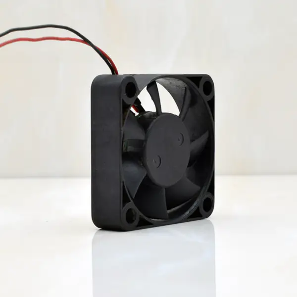 Nový tchajwanský chladicí ventilátor ADDA AD0405MB-G70 5V 0,11A
