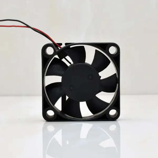 Nový tchajwanský chladicí ventilátor ADDA AD0405MB-G70 5V 0,11A
