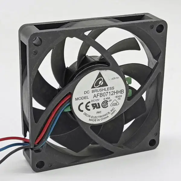 Delta AFB0712HHB DC12V 0,45A Ventilátor podvozku s PWM regulací teploty pro chladič procesoru AMD 7015