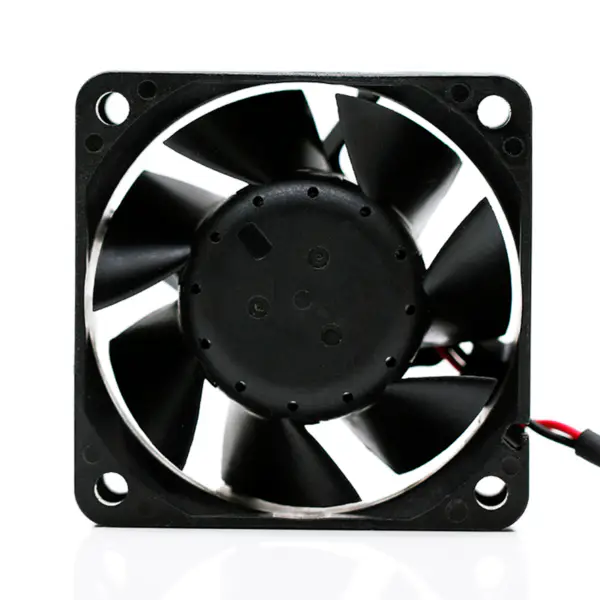 Delta AFB0612SH Chladicí ventilátor s kuličkovými ložisky DC 12V 0,32A 3,84A 6000RPM