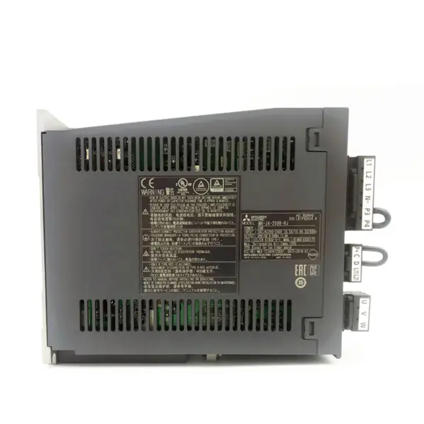Servopohon Mitsubishi Melservo řady MR J4 MR-J4-200B-RJ s výkonem 2 kW