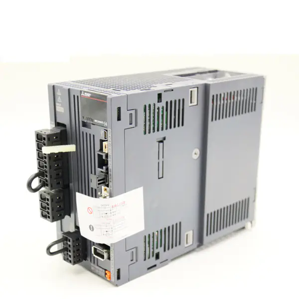 3,5KW střídavý servozesilovač Mitsubishi MR J4 350A MR-J4-350A