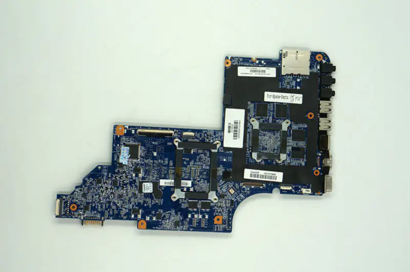 HP 650851-001 DV6 DV6-6000 A60M DSC HD6750 1G Základní deska