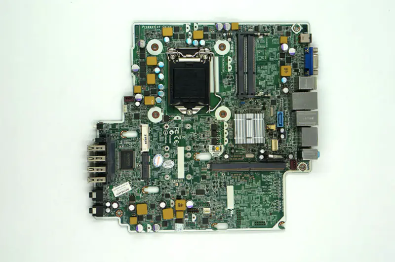 HP 8300 Elite 656939-001 711787-001/501/601 656937-002 Základní deska