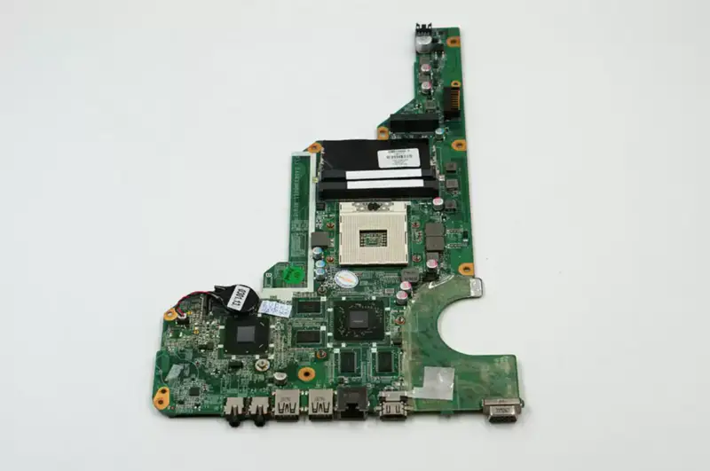 Základní deska HP G6 G4 G7 680569-001 DA0R33MB6E0