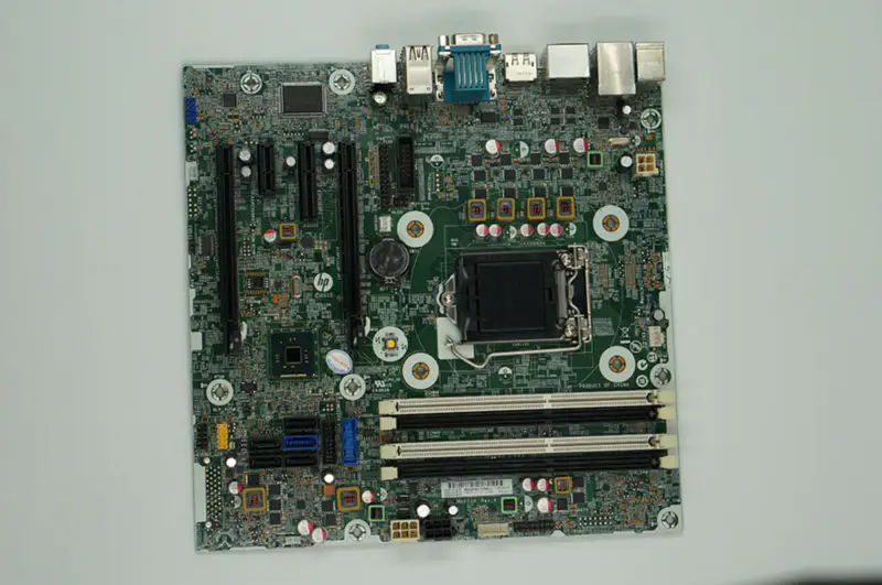 Základní deska pro stolní počítače HP Z230 SFF Workstation 698114-001 697895-002 LGA 1150 C226