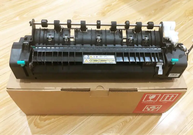 6LE65510200 Zapékací jednotka pro Toshiba e-Studio 195 223 225 243 245 163 166 181 165 182 212 242 203 Zapékací jednotka FUSER-1650-230