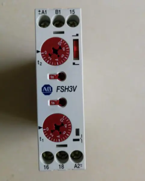 AB 700-FSH3VU23 RELÉ