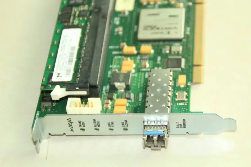 AVAYA DAL2 DAL1 700345606 Průmyslová základní deska s optickými moduly a pamětí RAM