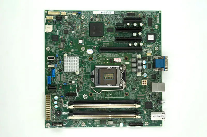 HP ML310E GEN8 V2 715910-002 715910-001 726766-001 Základní deska serveru
