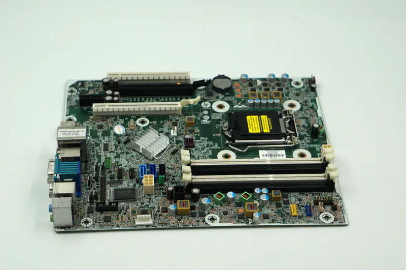 HP RP5810 748612-001 748493-001 Základní deska