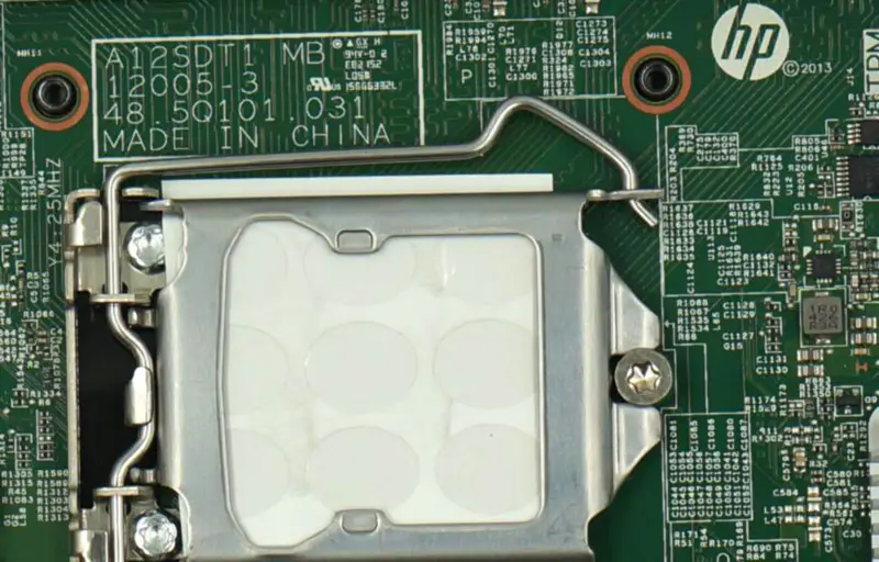 Základní deska serveru HP ML310E GEN8 V3 715910-003 773064-001