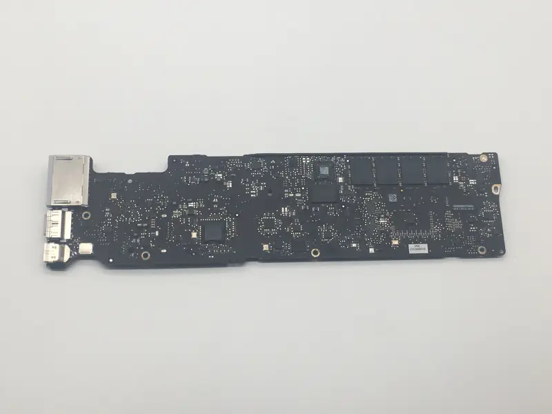 Macbook Air A1466 1.4 4G 820-3437-B Základní deska s i5 4260U (2013-2014)