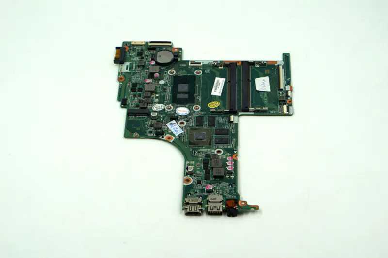 HP Pavilion 15T-AB100 15-AB 830602-601 830602-001 DAX1BDMB6F0 SR2EY i5-6200U Základní deska pro notebook