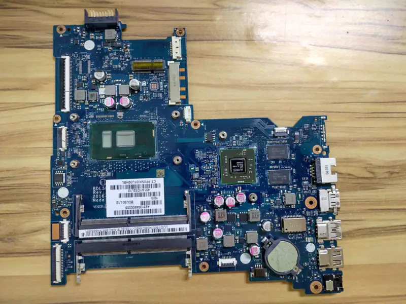 HP 854932-601 BDL50 LA-D704P 15-AY I7-6500 Základní deska