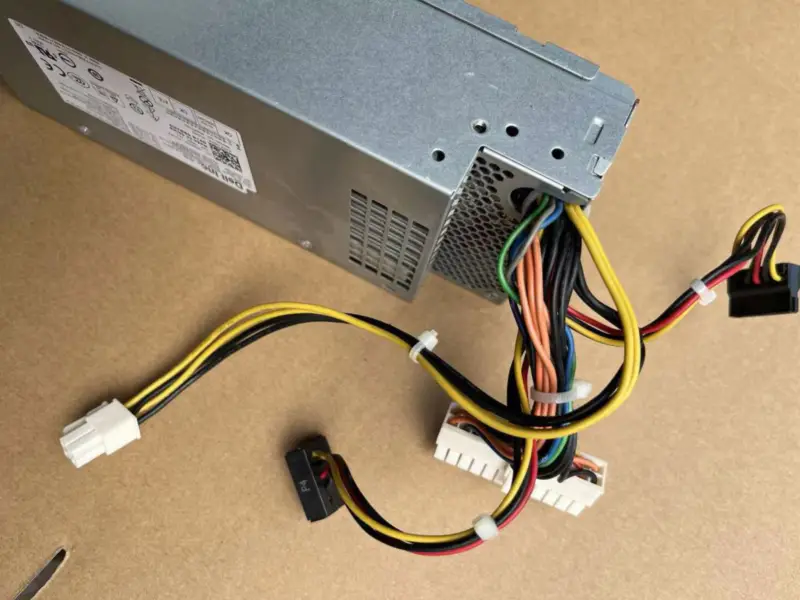 Napájecí zdroj Dell DPS-220UB A L220AS-00