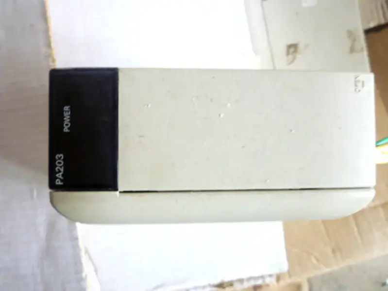 0OMRON PLC CQM1 PA203