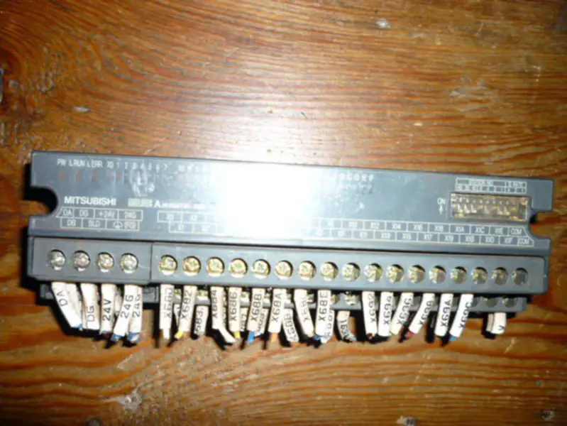 Mitsubishi PLC AJ65SBTB1-32DT2