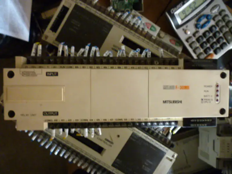 Mitsubishi PLC F1-30MR