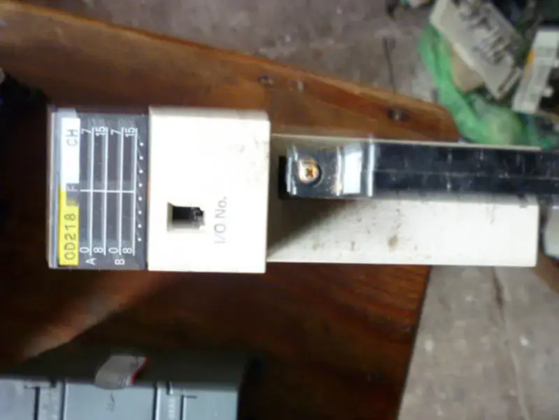 OMRON PLC C200H-OD218