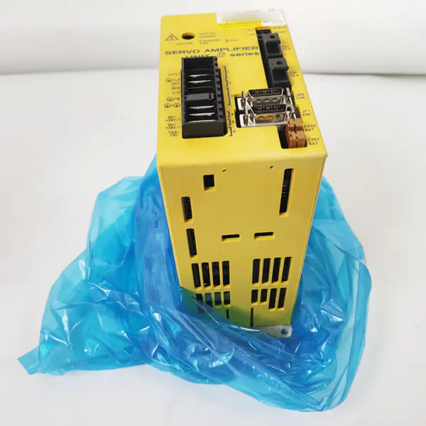 Servozesilovač Fanuc A06B-6093-H111