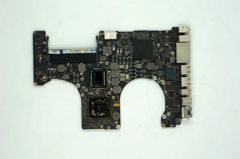 Macbook Pro A1286 circuit board