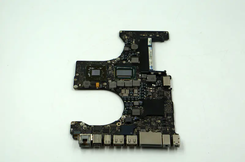 Macbook Pro A1286 circuit board