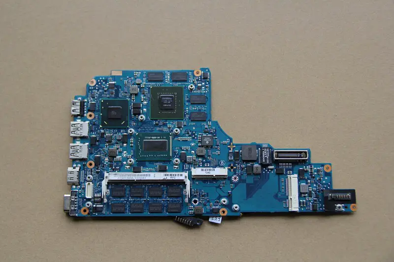 Sony Vaio SVS1512DCXB MBX-261 i7-3632QM A1901300A A1901298A A1923405A Základní deska