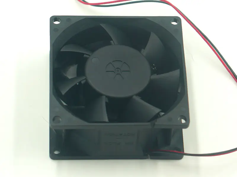Ventilátor ADDA AD0812UB-F71