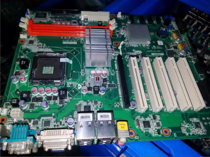 Advantech AIMB-767 REV.A1 AIMB-767G2-00A1E průmyslová základní deska