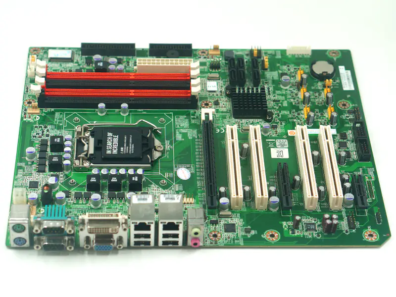 Základní deska Advantech AIMB-780 REV.A1 AIMB-780QG2